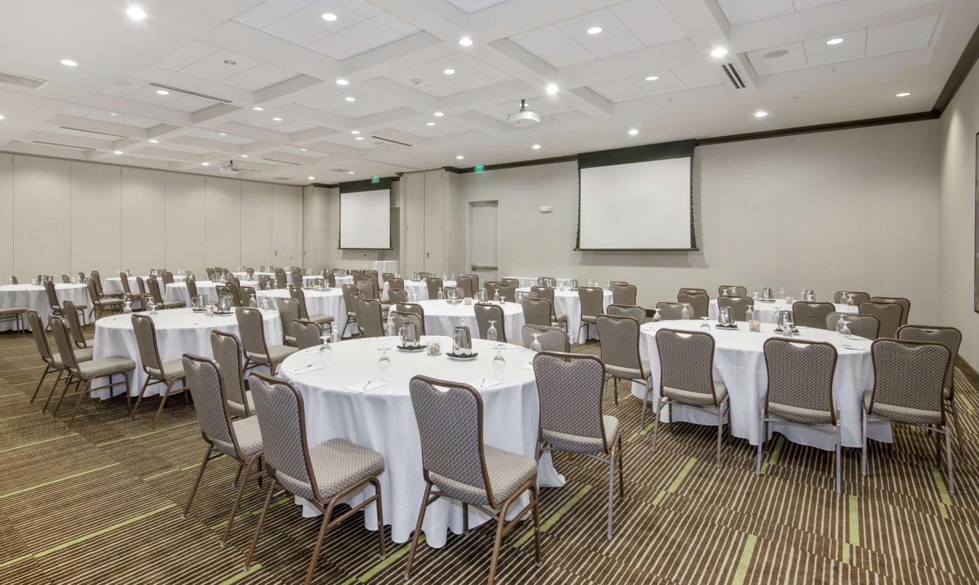 Hilton Garden Inn Raleigh Cary Extérieur photo