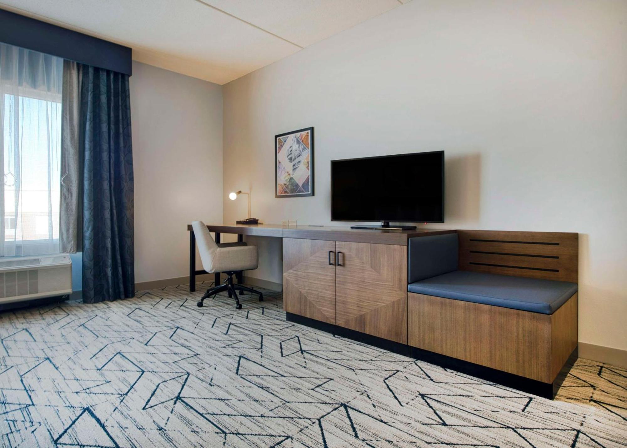 Hilton Garden Inn Raleigh Cary Extérieur photo